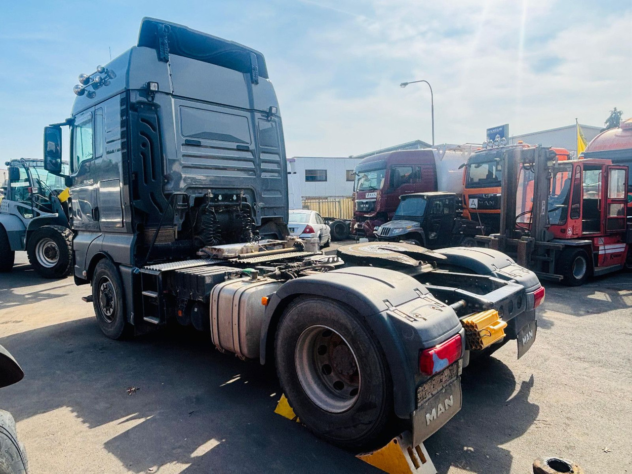 MAN TGX 18.500 XLX BL HydroDrive 4x4 *Pritarder/Hydr - Gjysmë-kamion: foto 5 MAN TGX 18.500 XLX BL HydroDrive 4x4 *Pritarder/Hydr - Gjysmë-kamion: foto 5