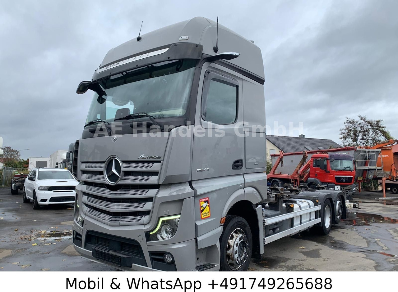 Mercedes-Benz Actros V 2545 GigaSpace BDF LL*Retarder/LBW/L+L - Transportjer kontejnerësh/ Kamion me karroceri të çmontueshme: foto 1 Mercedes-Benz Actros V 2545 GigaSpace BDF LL*Retarder/LBW/L+L - Transportjer kontejnerësh/ Kamion me karroceri të çmontueshme: foto 1