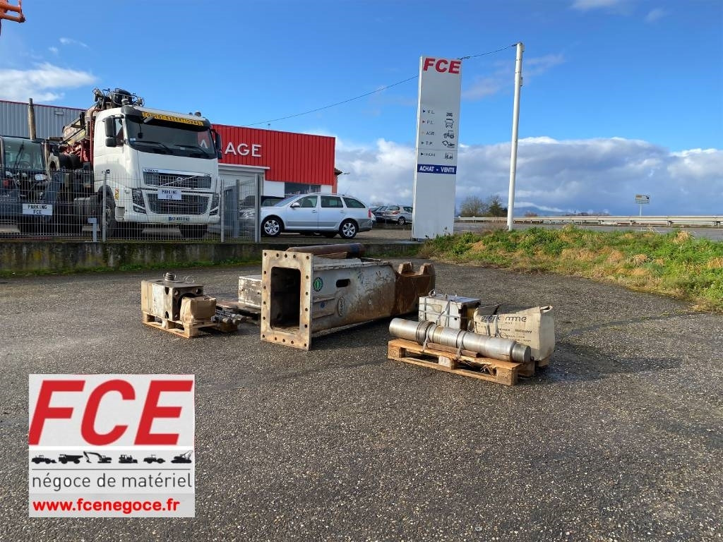 Daemo B 650 a réparer - Çekiç hidraulik për Makineri ndërtimi: foto 1 Daemo B 650 a réparer - Çekiç hidraulik për Makineri ndërtimi: foto 1