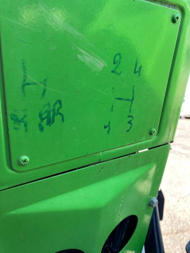 Traktor Deutz-fahr DX3.50 Machine d'origine Française: foto 21 Traktor Deutz-fahr DX3.50 Machine d'origine Française: foto 21