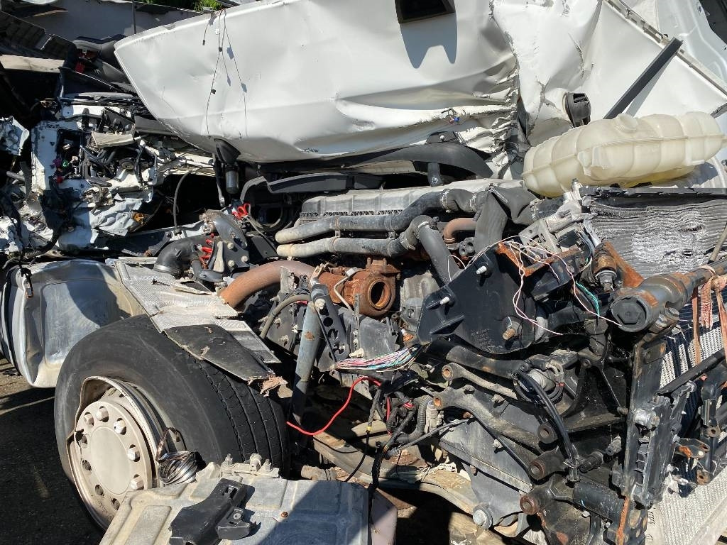 Renault T460 Vente en pièces détachée - Gjysmë-kamion: foto 5 Renault T460 Vente en pièces détachée - Gjysmë-kamion: foto 5