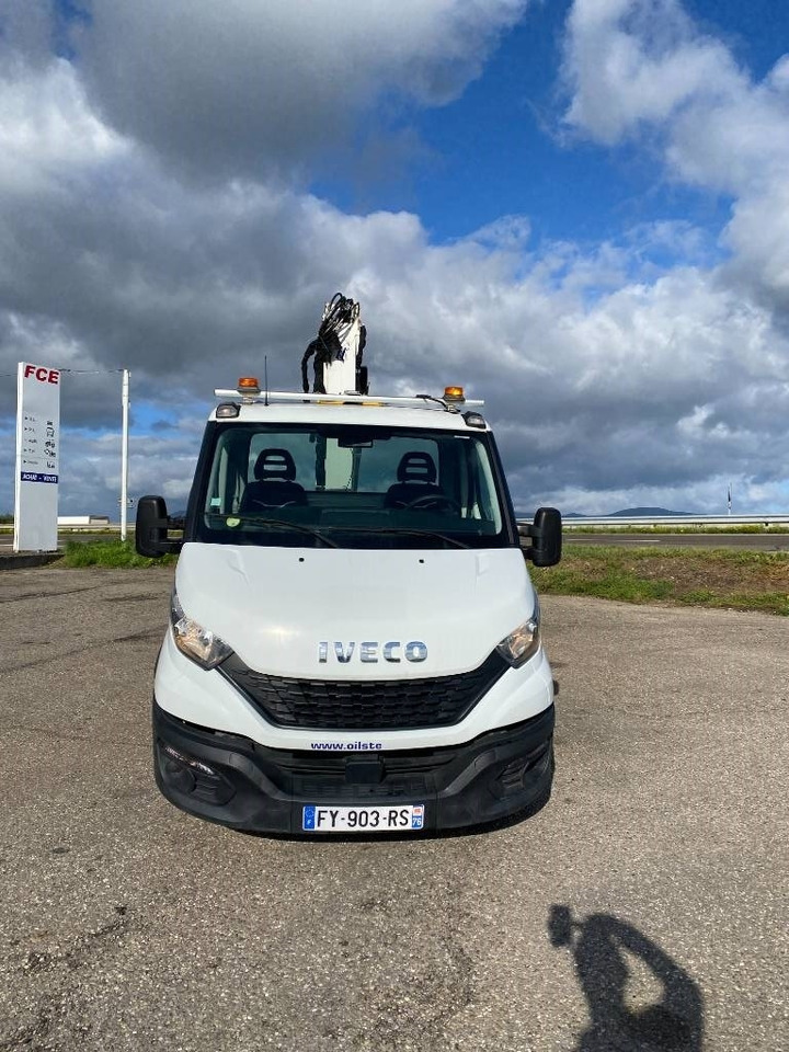 Iveco DAILY 35-140S / 2.3 Multijet 136-OIL&STEEL - Platformë ajrore e montuar në kamion: foto 3 Iveco DAILY 35-140S / 2.3 Multijet 136-OIL&STEEL - Platformë ajrore e montuar në kamion: foto 3