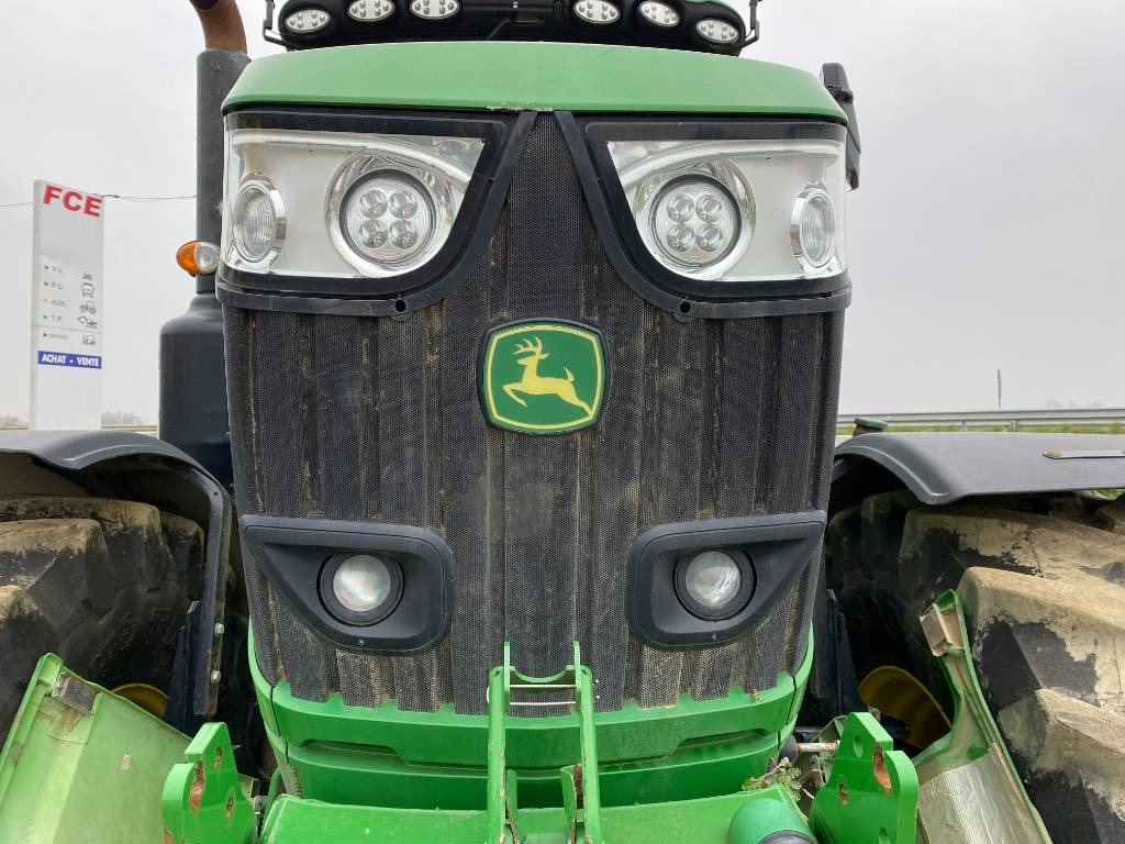 Traktor John Deere 6250 R / AutoPower endommagé: foto 23