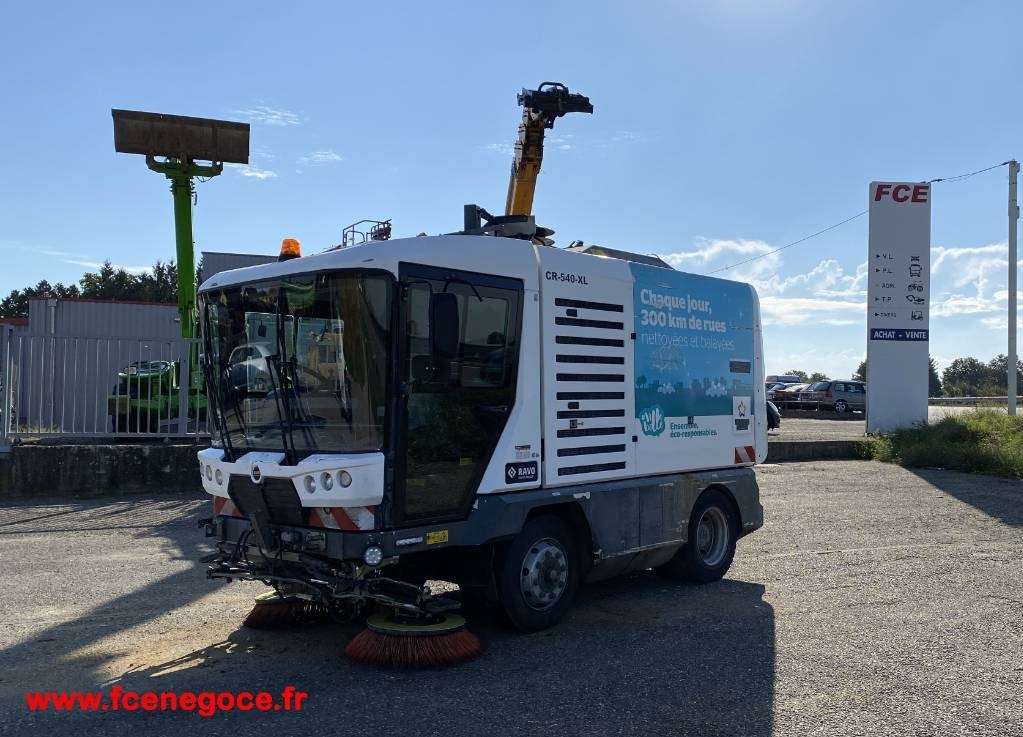 Ravo CR 540 Euro6 Certificat CE / Origine Française - Fshesë: foto 1 Ravo CR 540 Euro6 Certificat CE / Origine Française - Fshesë: foto 1