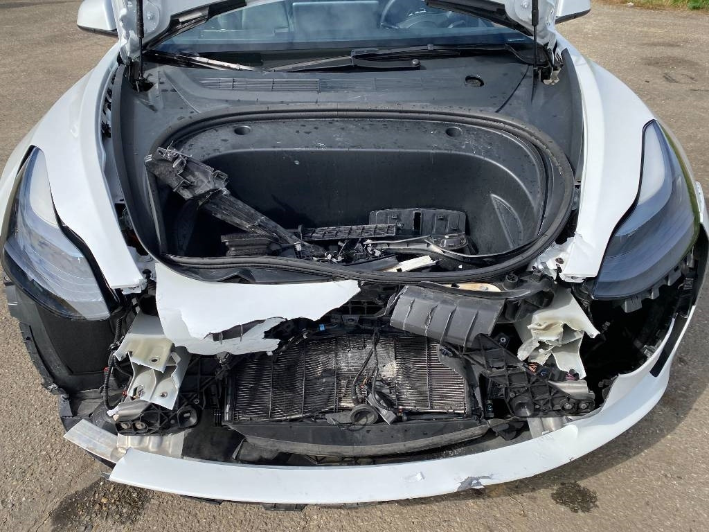 Sedan Tesla MODEL 3 - 5YJ3 Rwd Origine Française: foto 11