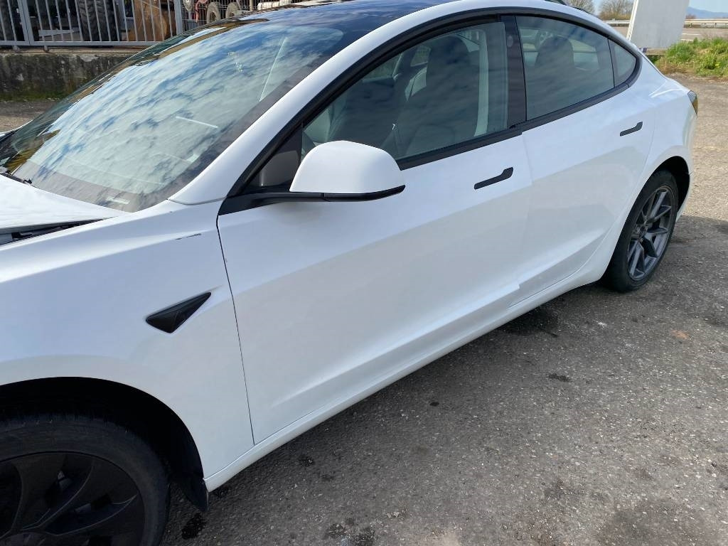Sedan Tesla MODEL 3 - 5YJ3 Rwd Origine Française: foto 28