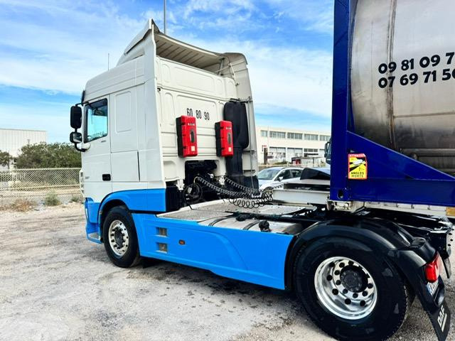 Gjysmë rimorkio me bot për transportimin e kimikateve Fruehauf DAF XF 480 + REMORQUE FRUEHAUF CITERNE 23500€: foto 15