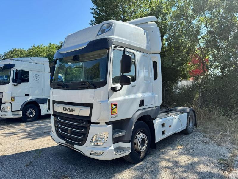 DAF CF 450 - Gjysmë-kamion: foto 1 DAF CF 450 - Gjysmë-kamion: foto 1