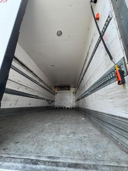 Iveco STRALIS 360 EEV FRIGO CARRIER HAYON - Kamion frigorifer: foto 4 Iveco STRALIS 360 EEV FRIGO CARRIER HAYON - Kamion frigorifer: foto 4