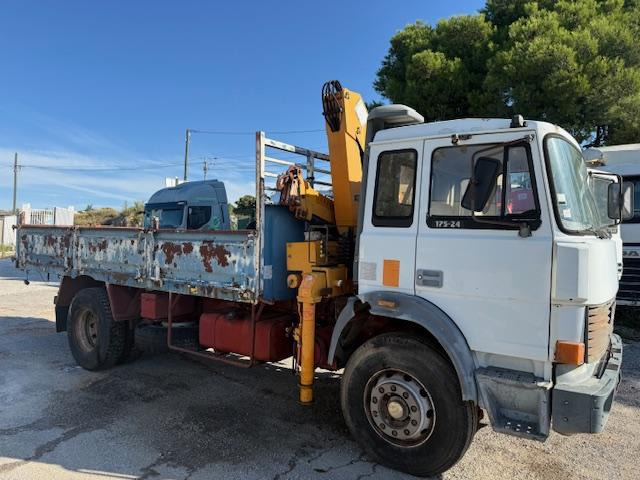 Iveco UNIC 175-24 BENNE GRUE - Kamion vetëshkarkues, Kamion me vinç: foto 2 Iveco UNIC 175-24 BENNE GRUE - Kamion vetëshkarkues, Kamion me vinç: foto 2