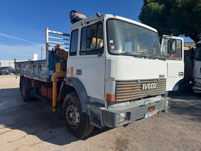 Iveco UNIC 175-24 BENNE GRUE - Kamion vetëshkarkues, Kamion me vinç: foto 3 Iveco UNIC 175-24 BENNE GRUE - Kamion vetëshkarkues, Kamion me vinç: foto 3
