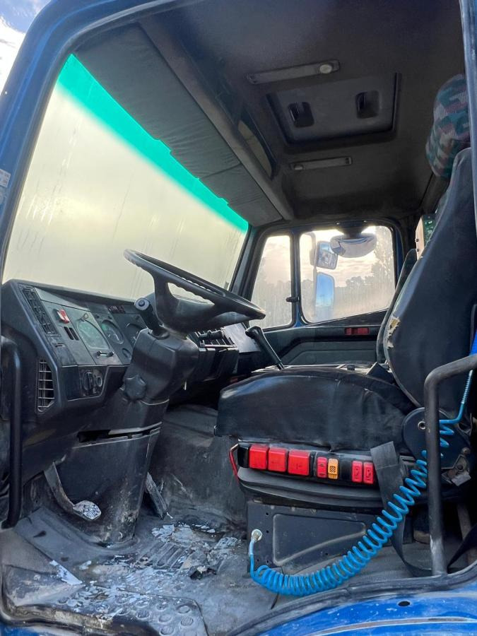 Mercedes 1835 - Pompë betoni: foto 5 Mercedes 1835 - Pompë betoni: foto 5