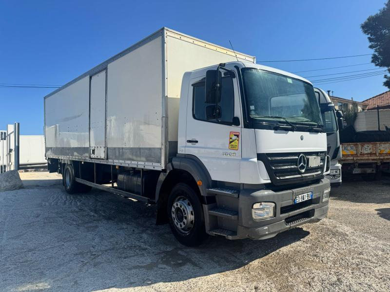 Mercedes Axor 1828 - Kamion vagonetë: foto 3 Mercedes Axor 1828 - Kamion vagonetë: foto 3