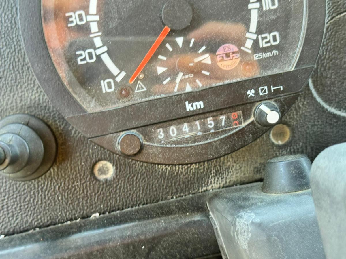 Renault S170 4X4 INTERCOOLER TURBO - Kamion vetëshkarkues: foto 5 Renault S170 4X4 INTERCOOLER TURBO - Kamion vetëshkarkues: foto 5