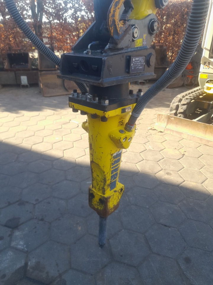 Atlas Copco SB102 - Çekiç hidraulik: foto 2 Atlas Copco SB102 - Çekiç hidraulik: foto 2