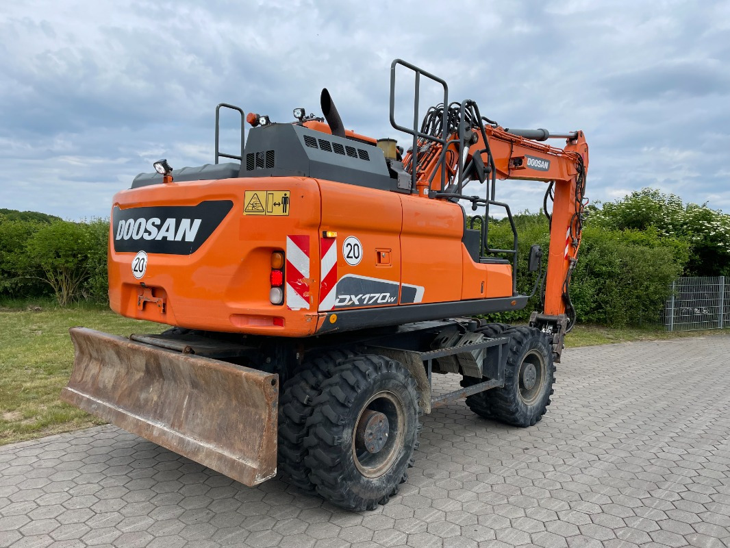 Doosan DX170W-5 - Autovinç: foto 2 Doosan DX170W-5 - Autovinç: foto 2