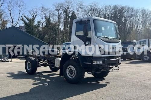 Iveco Eurocargo ML150E24WS 5.9L TURBO DIESEL 4x4 EURO3 CHASSIS CAB - EXPORT OUT EU - Kamion kabinë-shasi: foto 4 Iveco Eurocargo ML150E24WS 5.9L TURBO DIESEL 4x4 EURO3 CHASSIS CAB - EXPORT OUT EU - Kamion kabinë-shasi: foto 4