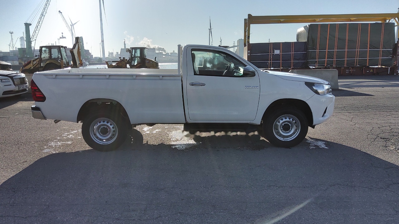 Toyota Hilux / Revo Pick-up single Cab pack security 2.4L Turbo Diesel Manual - Pick up: foto 2 Toyota Hilux / Revo Pick-up single Cab pack security 2.4L Turbo Diesel Manual - Pick up: foto 2