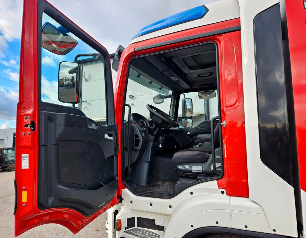 MAN TGM 13.290 4x4 BL Feuerwehr HLF2-LB Gimaex - Kamioni: foto 5 MAN TGM 13.290 4x4 BL Feuerwehr HLF2-LB Gimaex - Kamioni: foto 5