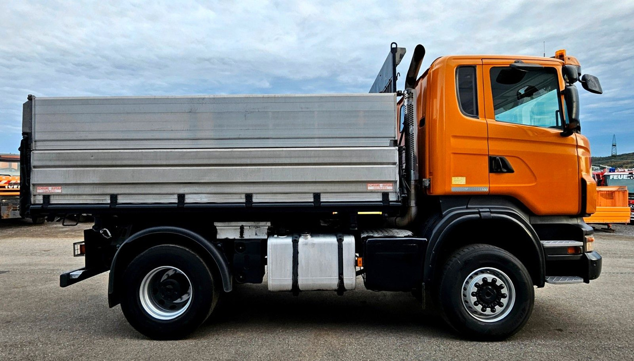 Scania R380 4x4 Winterdienst Euro4 - Kamion vetëshkarkues: foto 2 Scania R380 4x4 Winterdienst Euro4 - Kamion vetëshkarkues: foto 2