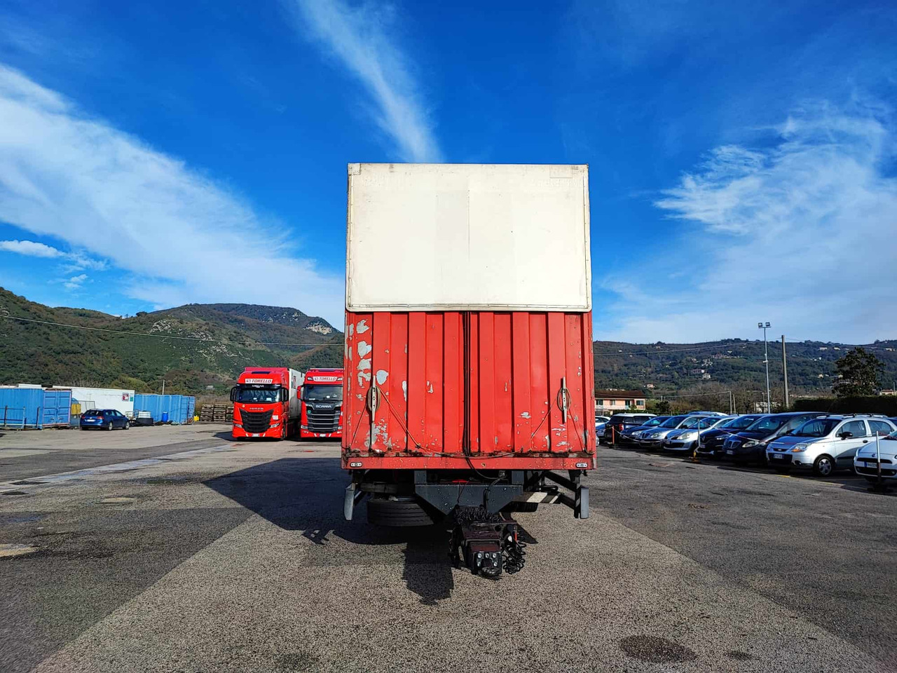 Ricambi Iveco 190.48 - Gjysmë-kamion: foto 4 Ricambi Iveco 190.48 - Gjysmë-kamion: foto 4