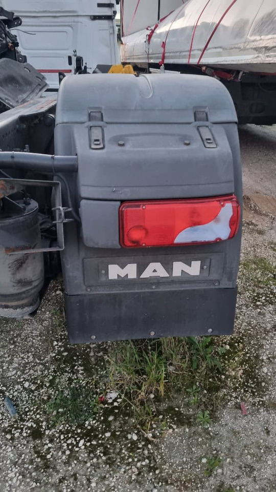 MAN TGX E6 pezzi di ricambio - Makineritë e tjera: foto 4 MAN TGX E6 pezzi di ricambio - Makineritë e tjera: foto 4