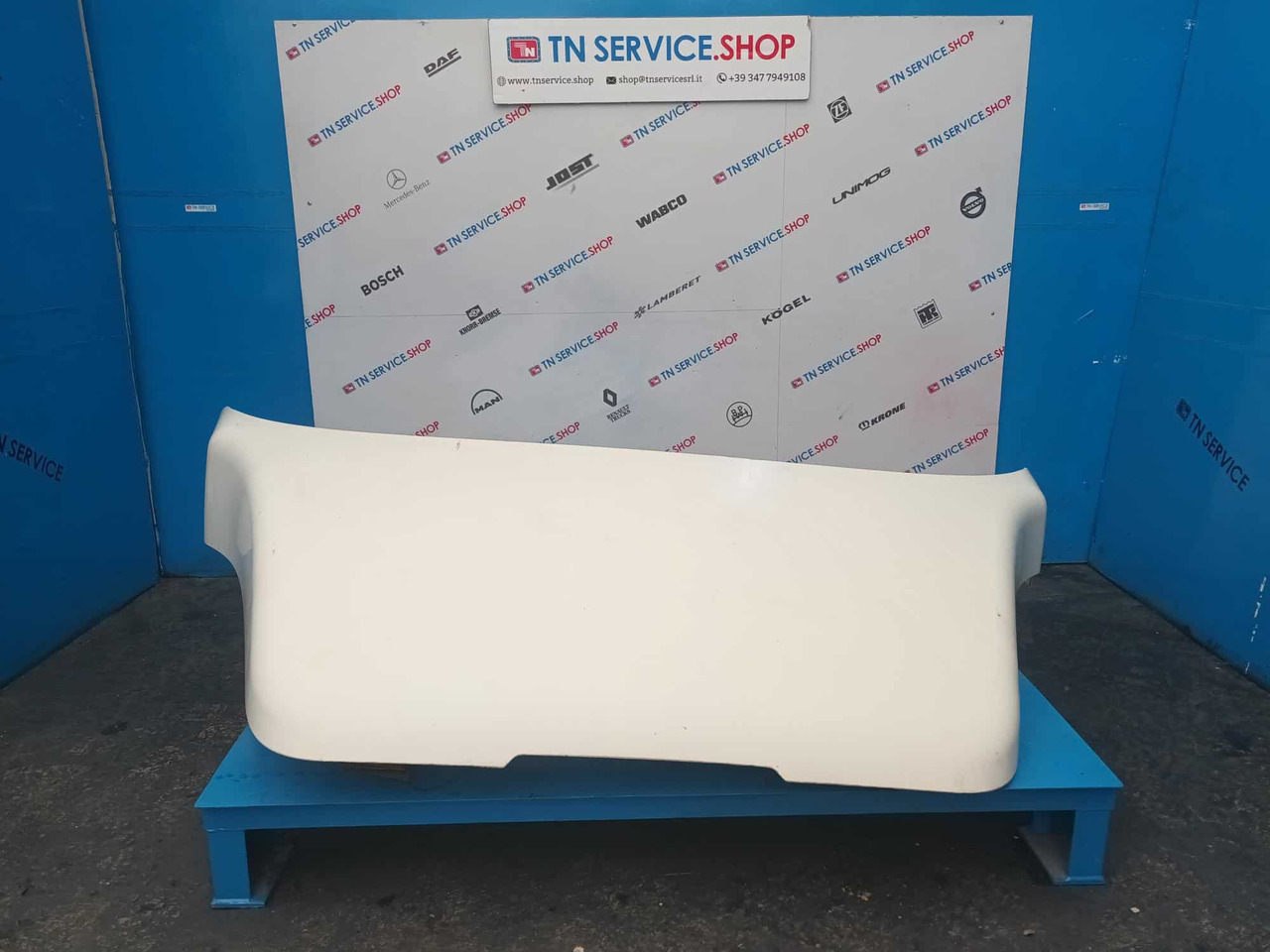 Spoiler Volvo E5 - Aerodinamikë/ Kuadër i drejtimit të tërthortë për Kamioni: foto 2 Spoiler Volvo E5 - Aerodinamikë/ Kuadër i drejtimit të tërthortë për Kamioni: foto 2