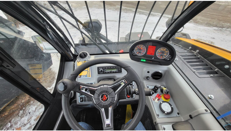 Dieci Mini Agri 20.4 SMART - Fadrom: foto 2 Dieci Mini Agri 20.4 SMART - Fadrom: foto 2