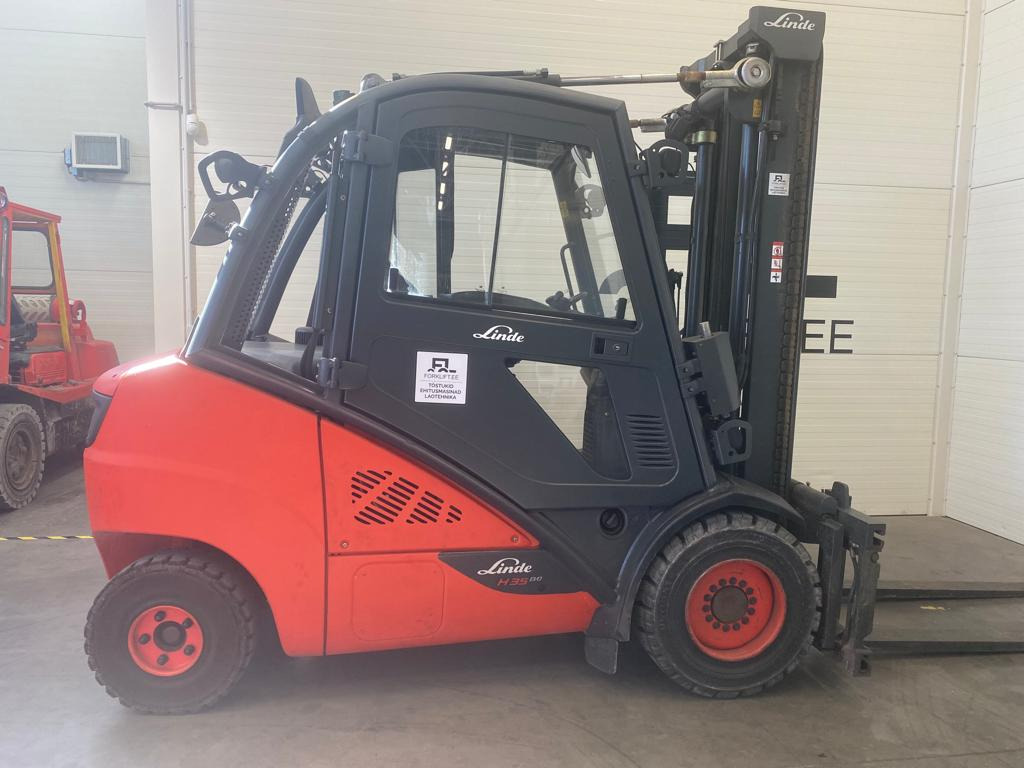 Linde H35D - Pirun më naftë: foto 4 Linde H35D - Pirun më naftë: foto 4