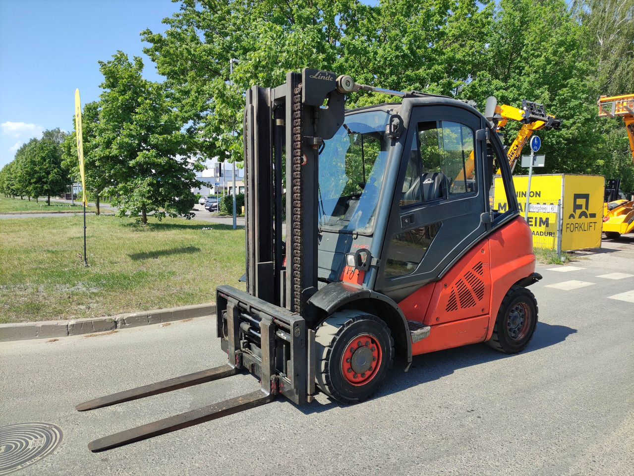 Linde H40D-01 - Pirun më naftë: foto 4 Linde H40D-01 - Pirun më naftë: foto 4