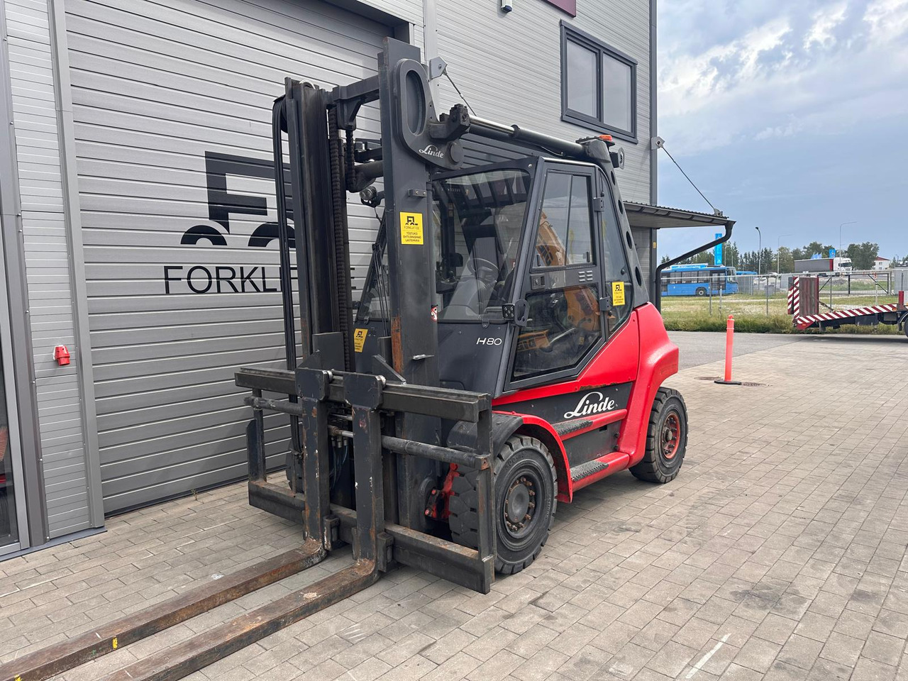 Linde H80D-01 - Pirun më naftë: foto 1 Linde H80D-01 - Pirun më naftë: foto 1