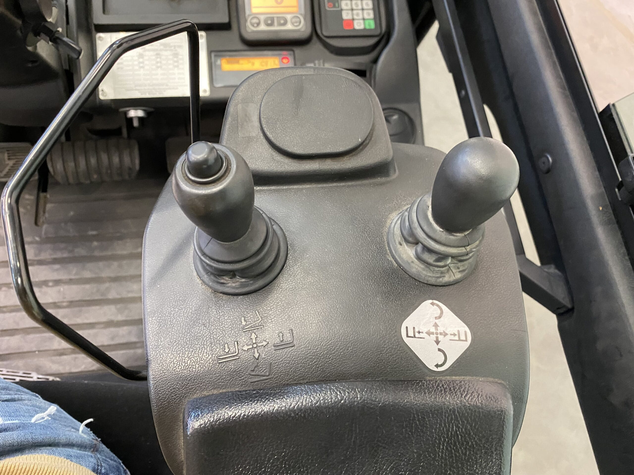 Pirun më gaz Toyota 06-8FG20F: foto 8 Pirun më gaz Toyota 06-8FG20F: foto 8