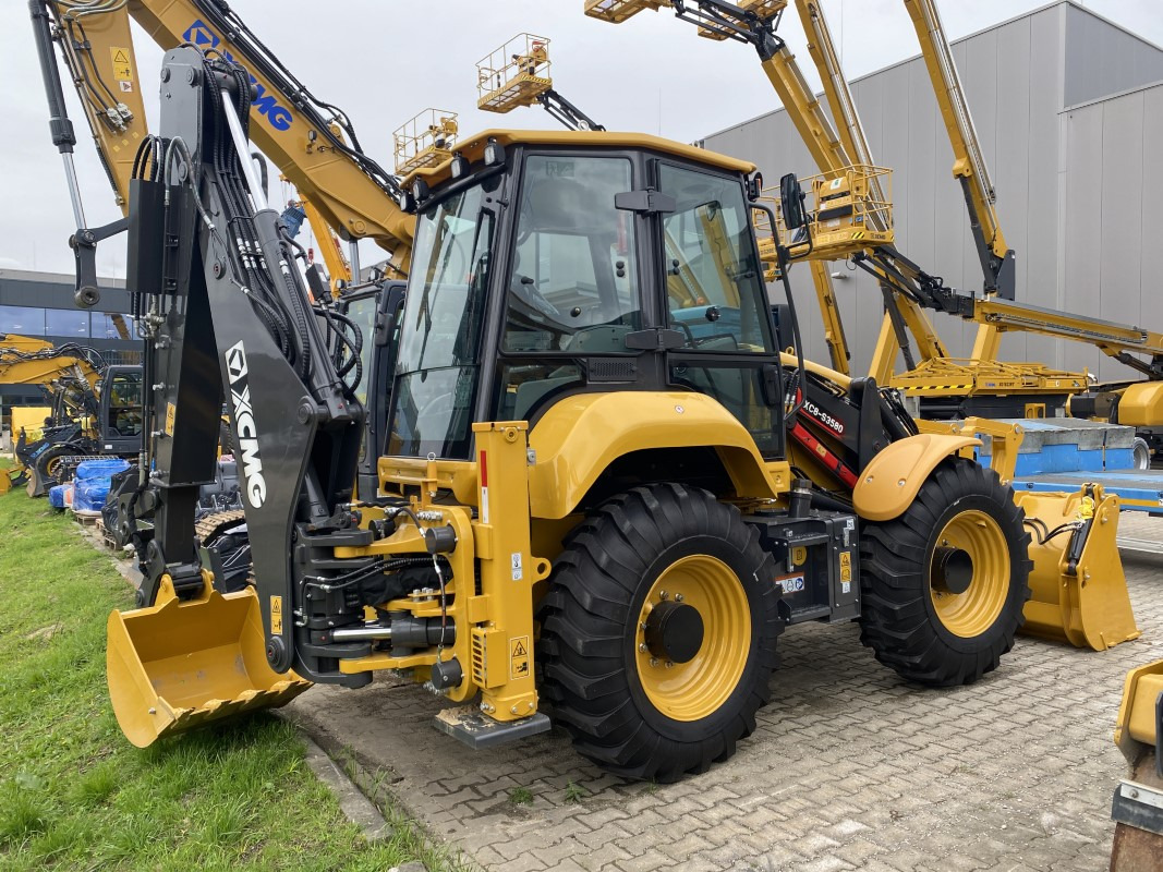 XCMG XC8-S3580 - Fadromë me shkarkim nga prapa: foto 2 XCMG XC8-S3580 - Fadromë me shkarkim nga prapa: foto 2