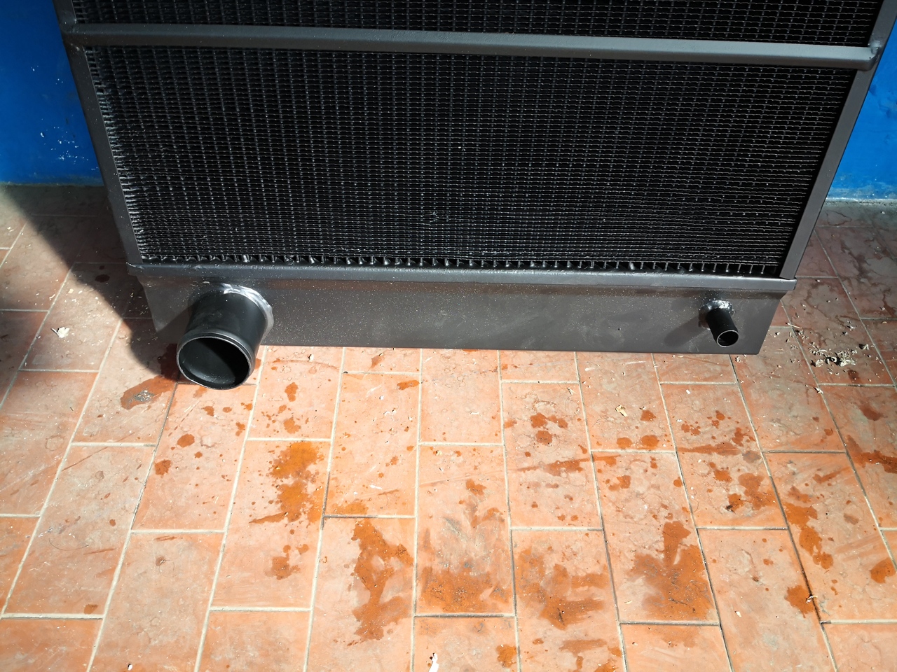 KOMATSU D65EX-15EO D65EX-15E0 D65PX-15E0 D65WX-15E0 - Radiatori për Ekskavator: foto 5 KOMATSU D65EX-15EO D65EX-15E0 D65PX-15E0 D65WX-15E0 - Radiatori për Ekskavator: foto 5