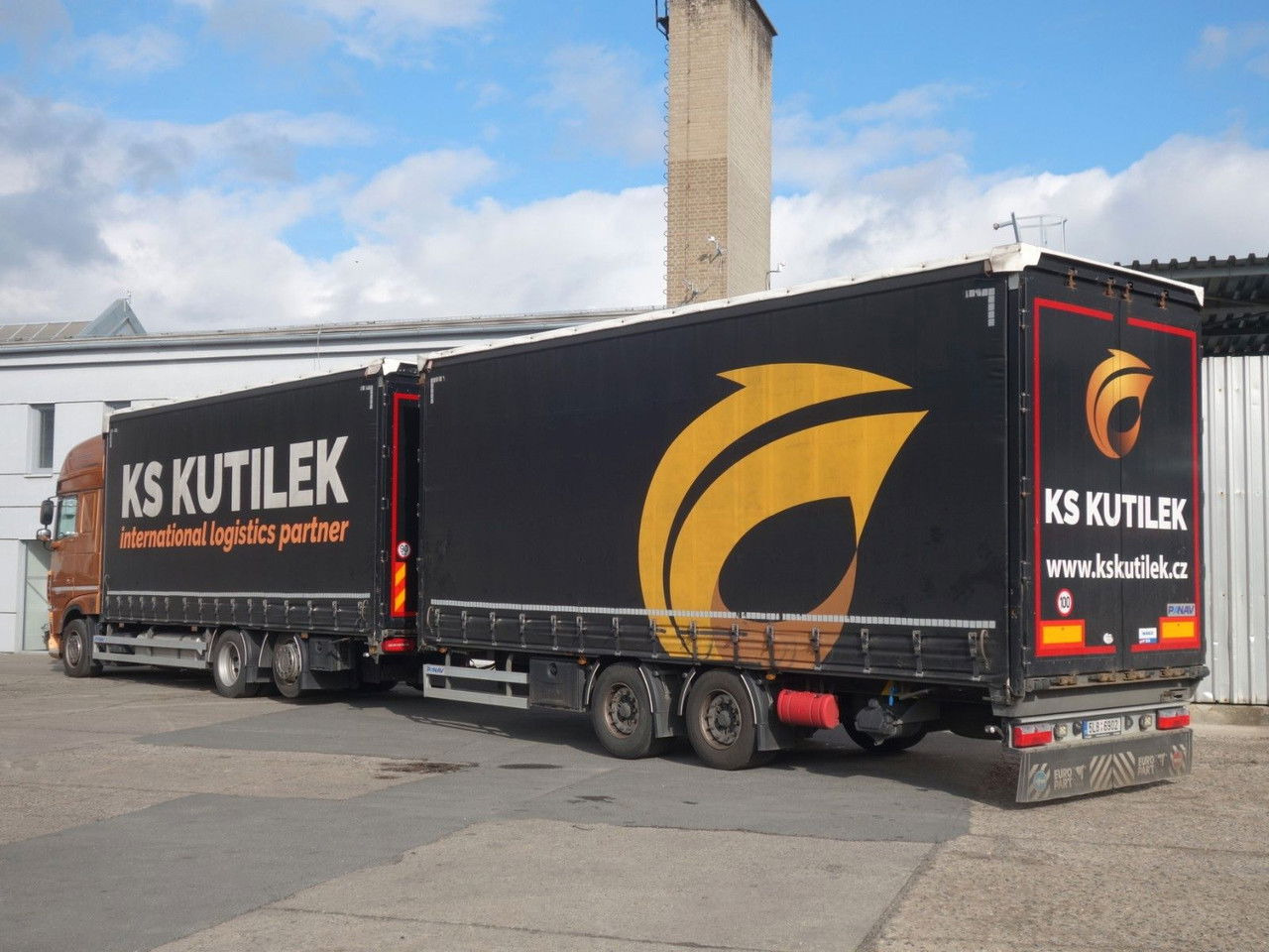 DAF XF 480 SSC, 120 cbm, Durchfahren - Kamion me tendë: foto 4 DAF XF 480 SSC, 120 cbm, Durchfahren - Kamion me tendë: foto 4