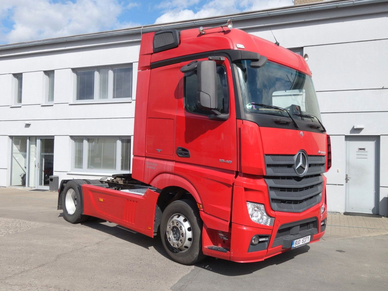 Mercedes-Benz Actros 1846 LS Standard Big Space - Gjysmë-kamion: foto 3 Mercedes-Benz Actros 1846 LS Standard Big Space - Gjysmë-kamion: foto 3