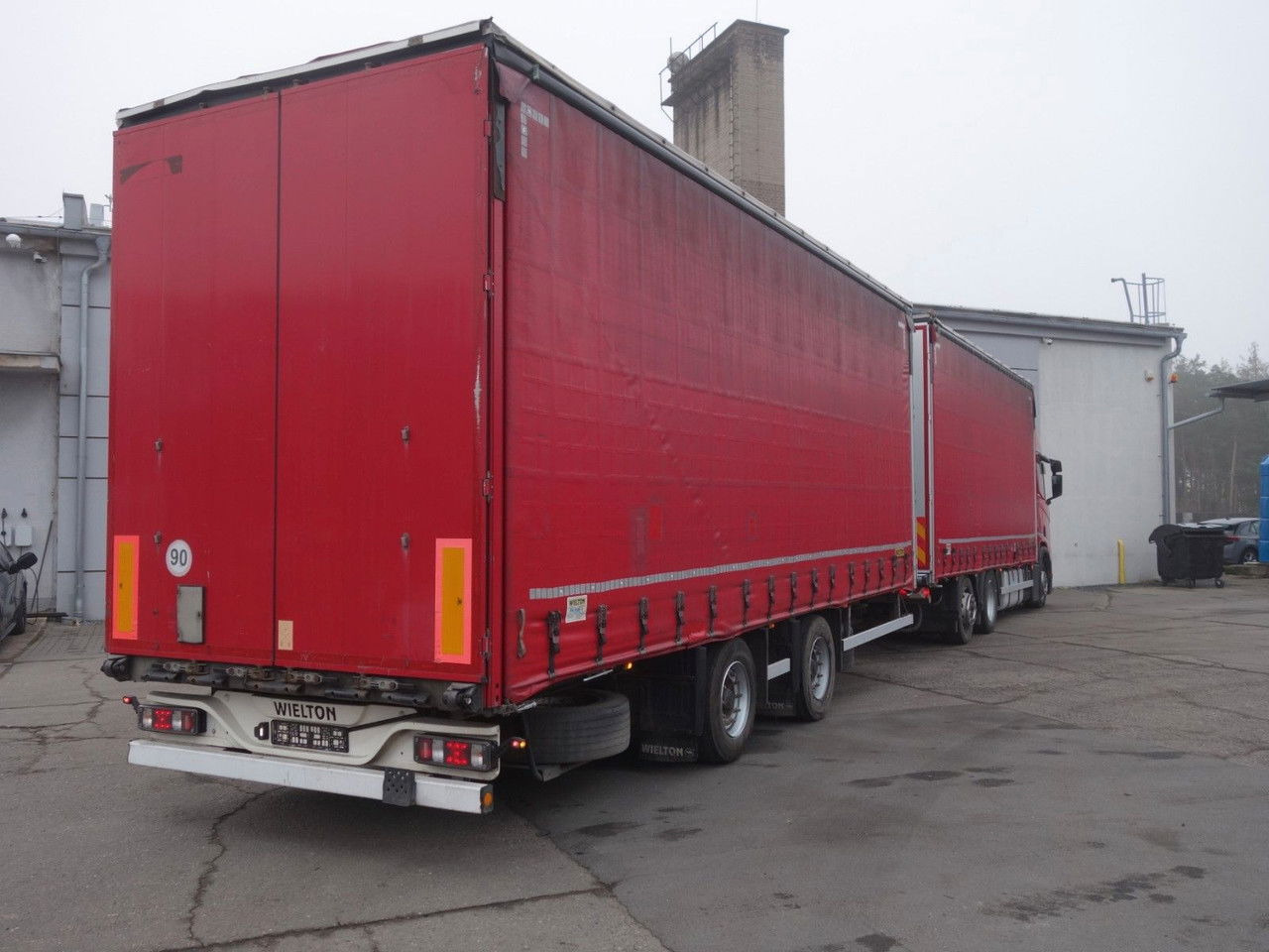 Scania R450 6x2 120cm3, Durchfahren, Retarder - Kamion me tendë: foto 3 Scania R450 6x2 120cm3, Durchfahren, Retarder - Kamion me tendë: foto 3