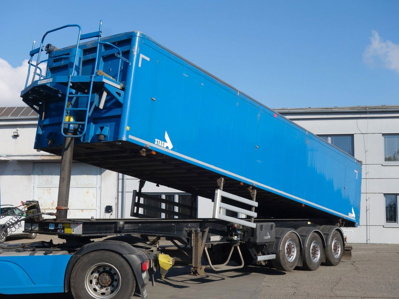 Stas Alu kipper, 50 cm3, Liftachse, SAF, Rollplane - Gjysmë rimorkio vetëshkarkuese: foto 3 Stas Alu kipper, 50 cm3, Liftachse, SAF, Rollplane - Gjysmë rimorkio vetëshkarkuese: foto 3