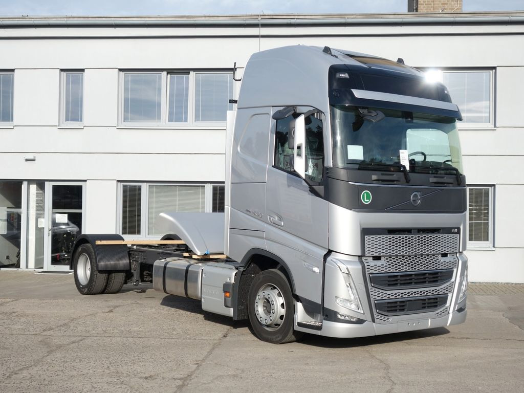 Volvo FH 13 XL 460 Turbo Compound Neue - Kamion me tendë: foto 2 Volvo FH 13 XL 460 Turbo Compound Neue - Kamion me tendë: foto 2