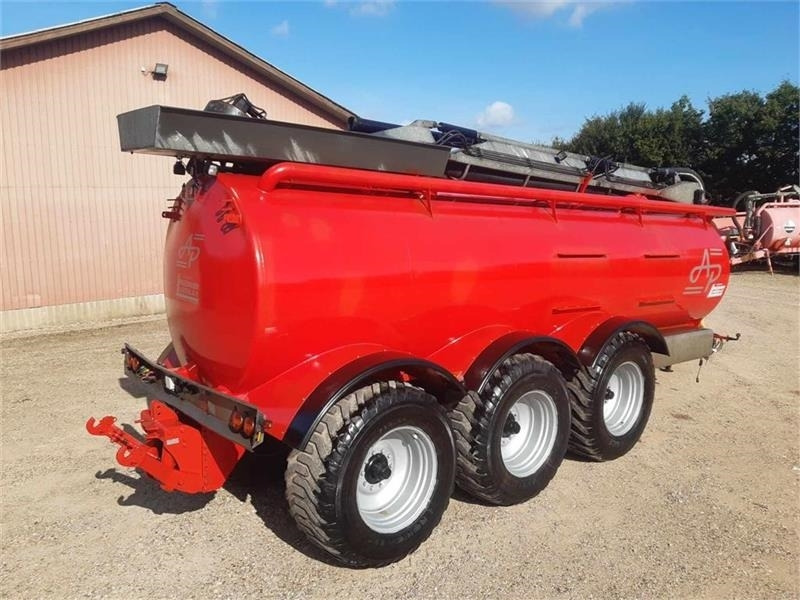 AP GV 25 - Cisternë pleh i lëngshëm: foto 4 AP GV 25 - Cisternë pleh i lëngshëm: foto 4