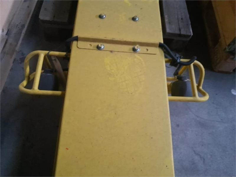 John Deere 8400 Tud - Barkthyese: foto 3 John Deere 8400 Tud - Barkthyese: foto 3