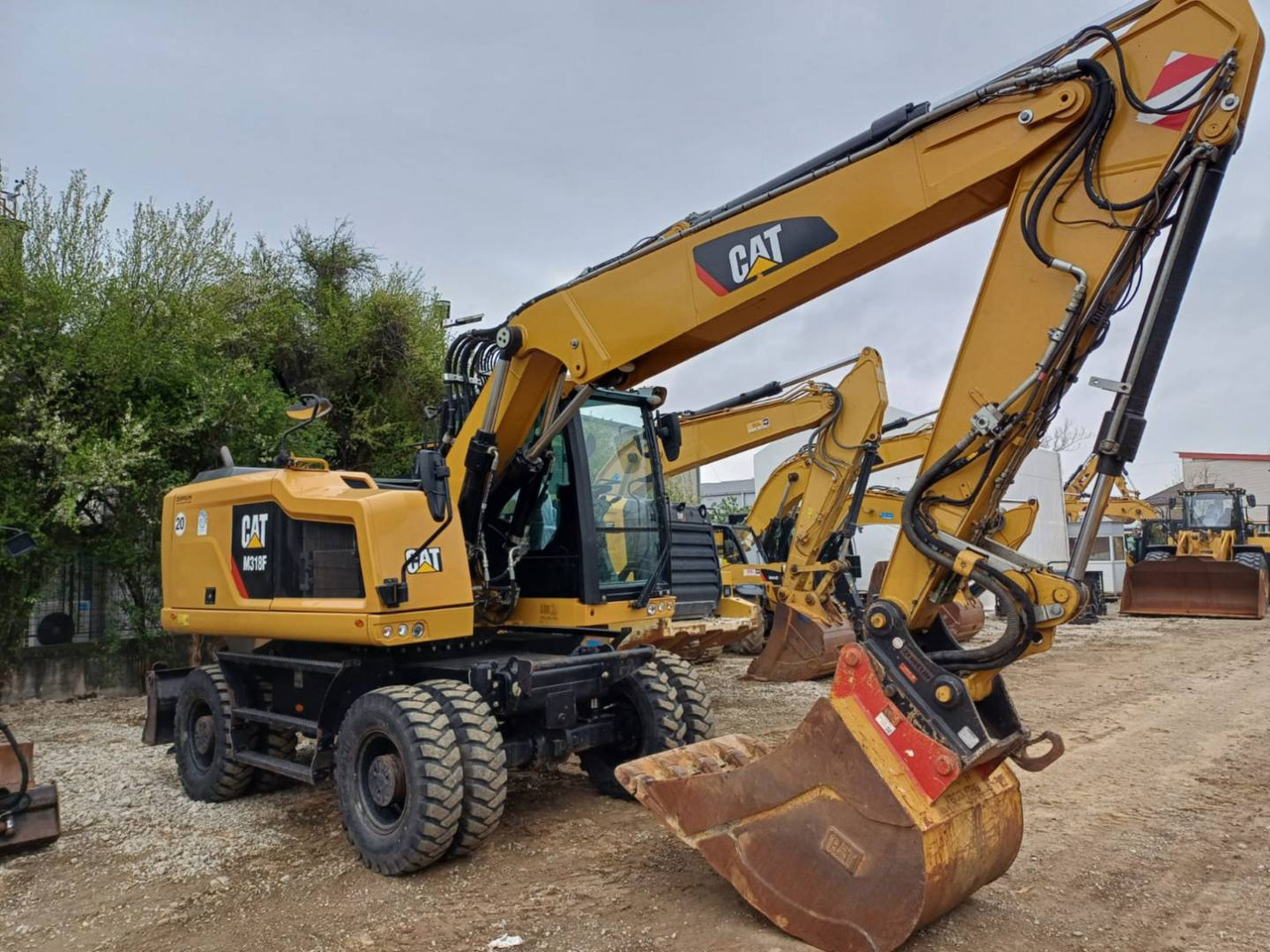 CAT M318F - Ekskavator me goma: foto 2 CAT M318F - Ekskavator me goma: foto 2