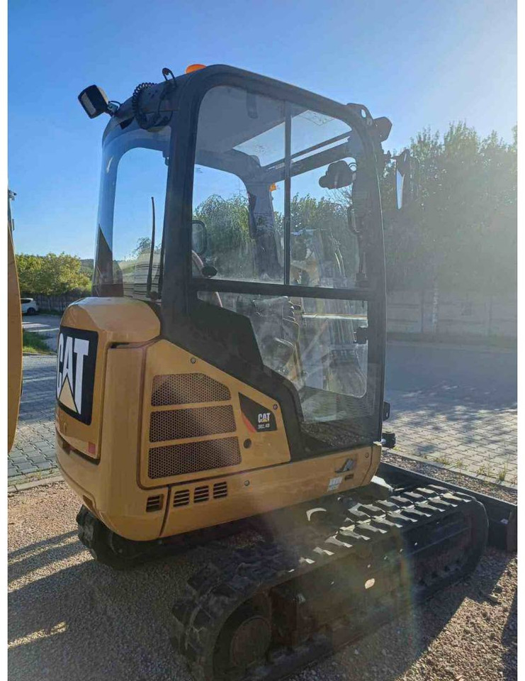 CAT 302.4D - Ekskavator me zinxhirë: foto 2 CAT 302.4D - Ekskavator me zinxhirë: foto 2