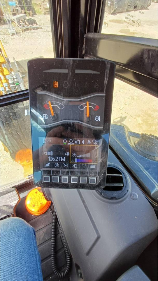 CAT 302.7CR - Ekskavator me zinxhirë: foto 5 CAT 302.7CR - Ekskavator me zinxhirë: foto 5