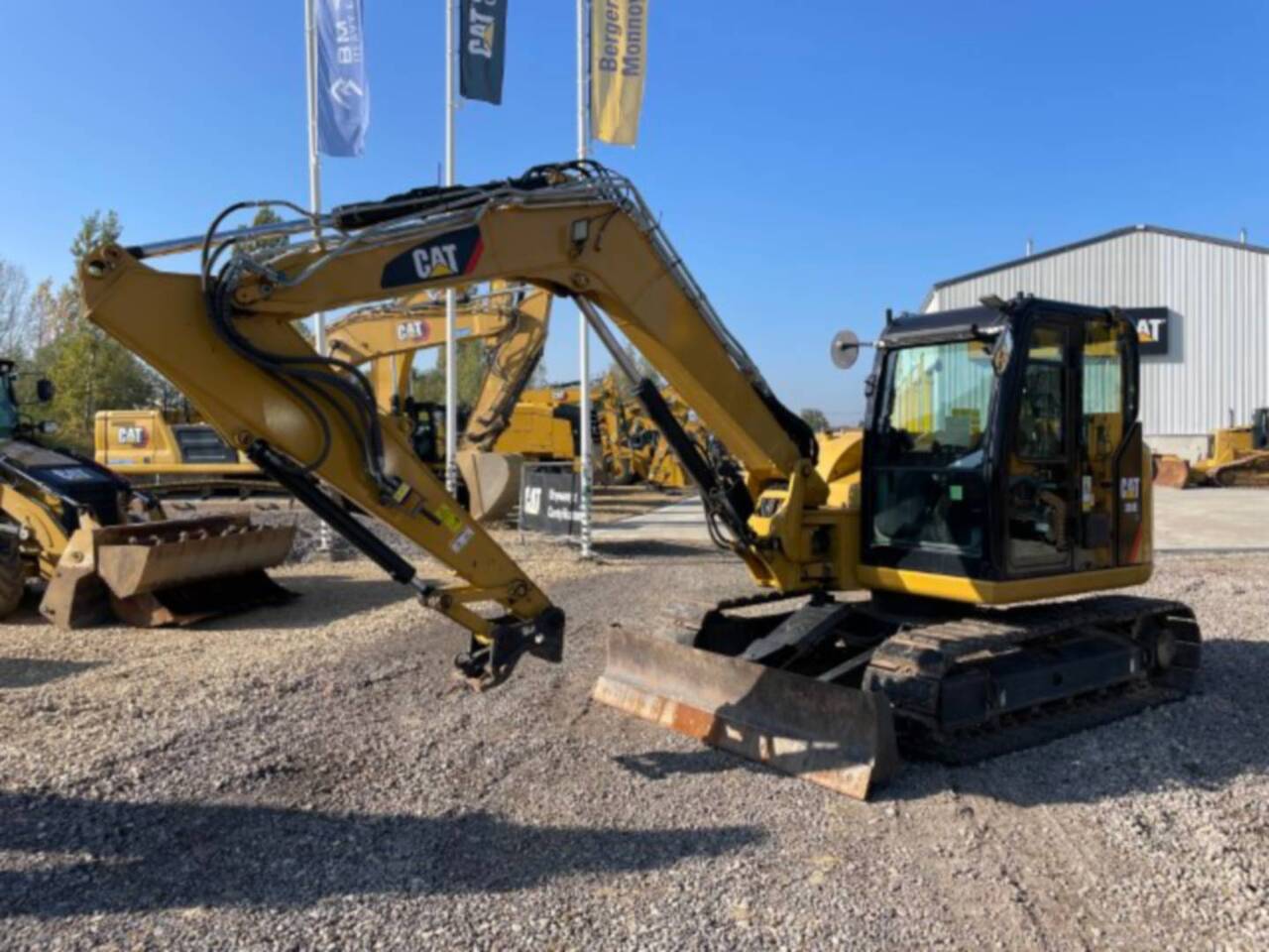 CAT 308E2CR - Ekskavator me zinxhirë: foto 1 CAT 308E2CR - Ekskavator me zinxhirë: foto 1