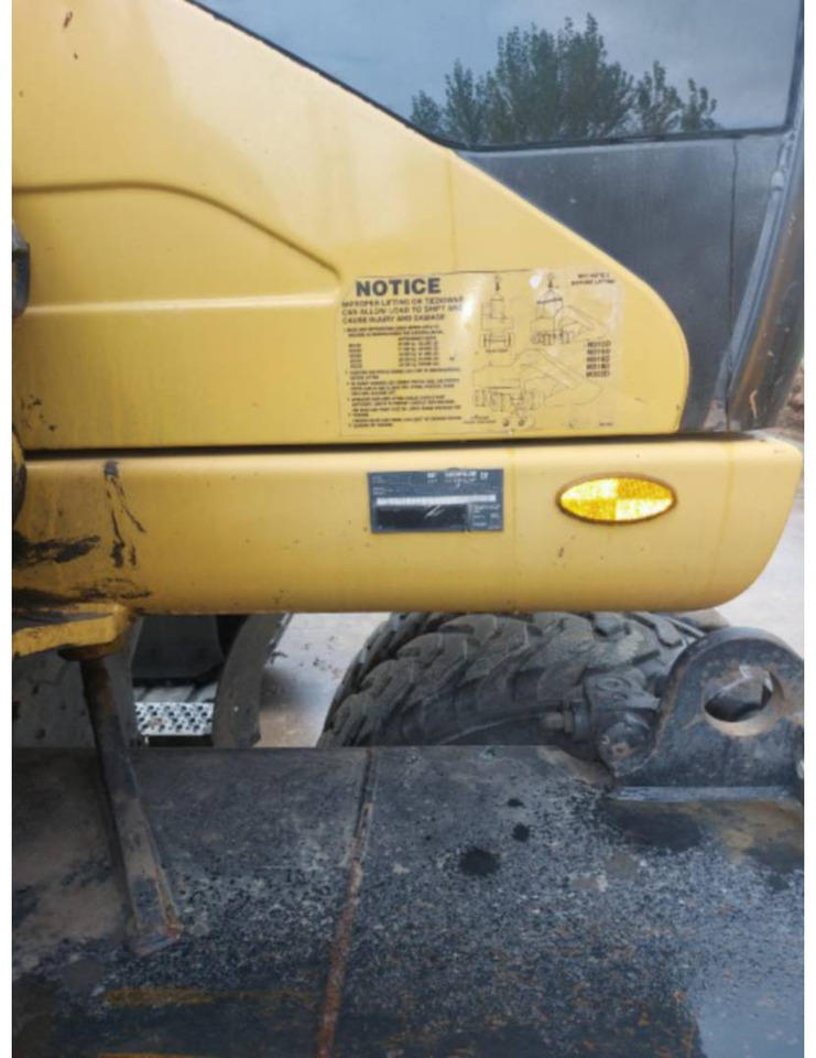 Lizingu i CAT M315D CAT M315D: foto 20