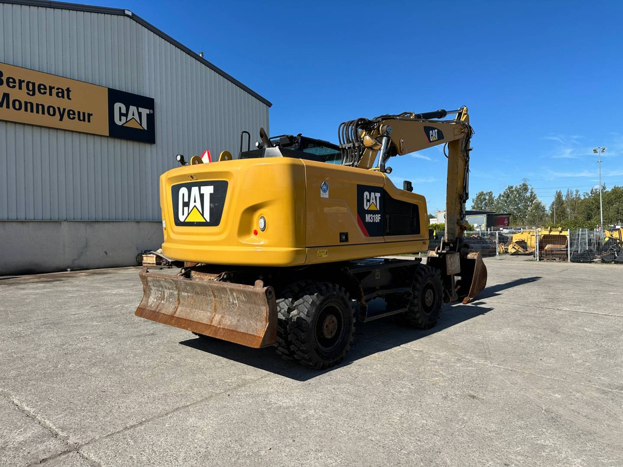 CAT M318F - Fadrom me goma: foto 3 CAT M318F - Fadrom me goma: foto 3