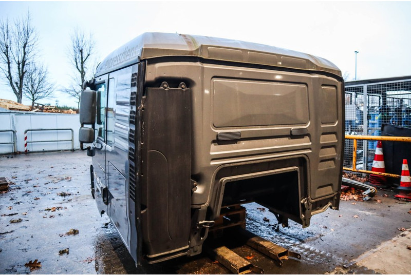 MAN F99L34 TGL - Kabina dhe interier për Kamioni: foto 4 MAN F99L34 TGL - Kabina dhe interier për Kamioni: foto 4