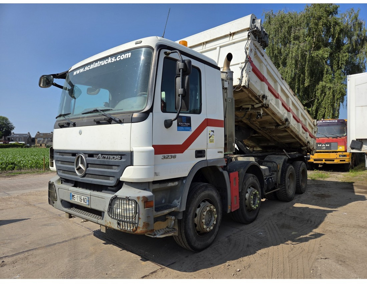 Mercedes Actros 3236 8x4 2-Side Tipper EPS Gearbox 3 Pedals - Kamion vetëshkarkues: foto 1 Mercedes Actros 3236 8x4 2-Side Tipper EPS Gearbox 3 Pedals - Kamion vetëshkarkues: foto 1