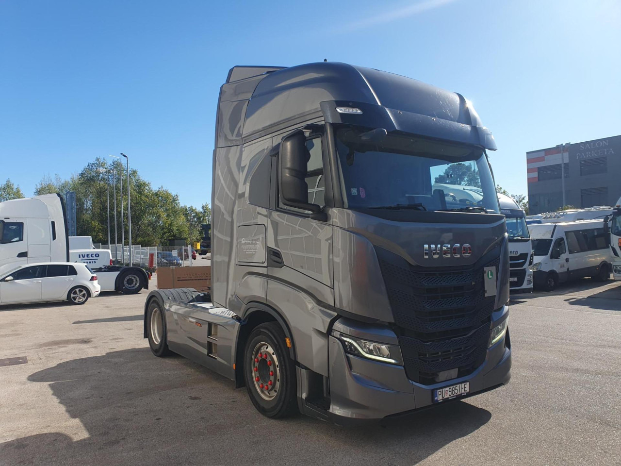 IVECO S-Way AS440S48T/P - Gjysmë-kamion: foto 2 IVECO S-Way AS440S48T/P - Gjysmë-kamion: foto 2